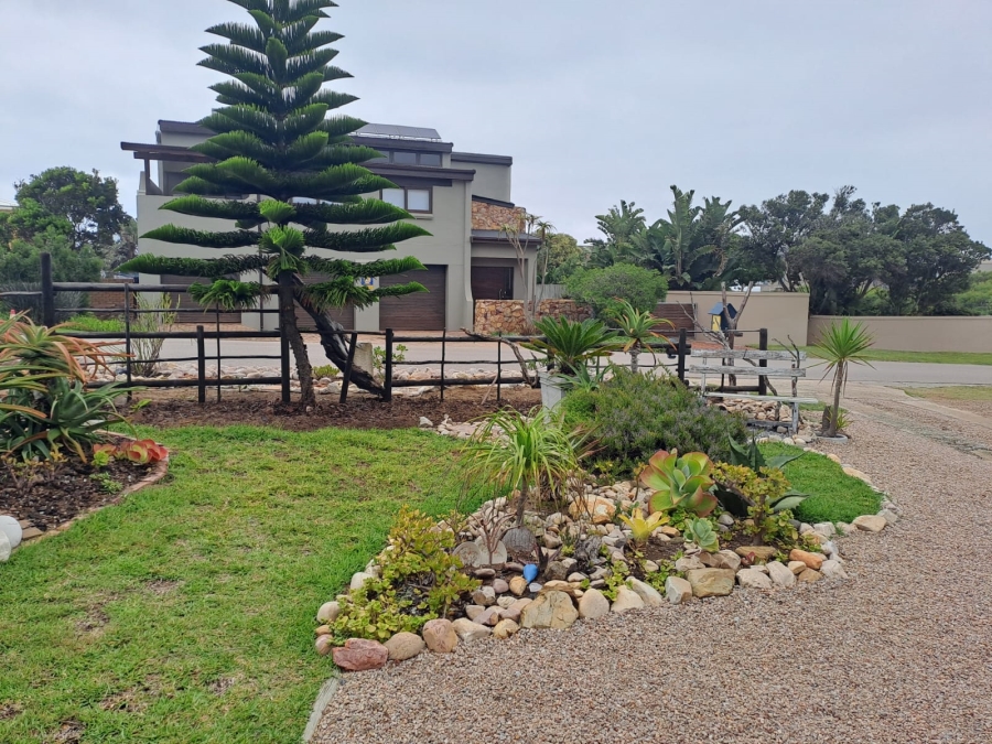 To Let 1 Bedroom Property for Rent in Myoli Beach Western Cape